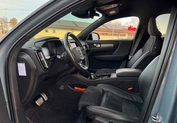 Volvo XC40 2021 Volvo XC 40 2,0 B4 197ps Hybr Multi Led Virtual Tacho Blis Skora Reling Se, zdjęcie 4