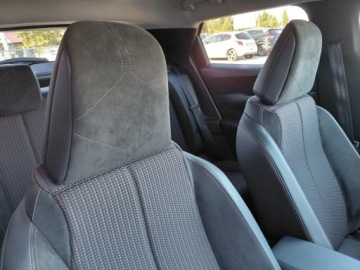  DS Automobiles DS 3 Crossback Automat Kamera 360 Podgrzewane fotele 1.5, zdjęcie 16