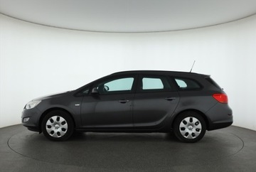 Opel Astra J Sports Tourer 1.4 Twinport ECOTEC 100KM 2011 Opel Astra 1.4 16V, GAZ, Klima, zdjęcie 2