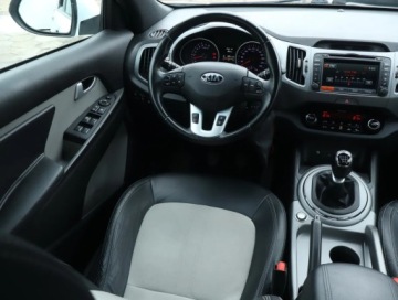 Kia Sportage III SUV Facelifting 1.6 GDI 135KM 2015 Kia Sportage 1.6 GDI, Salon Polska, Serwis ASO, zdjęcie 6