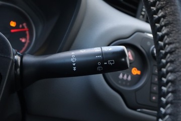 Toyota Yaris III Hatchback 5d Facelifting 1.33 Dual VVT-i 99KM 2016 Toyota Yaris 1.33 Dual VVT-i, Salon Polska, Klima, zdjęcie 17