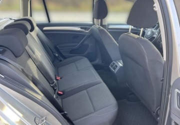 Volkswagen Golf VII Variant Facelifting 1.6 TDI-CR DPF BMT 115KM 2018 Volkswagen Golf VII 1.6 TDI BMT Trendline Salon PL Toyota Mikolajczak Le, zdjęcie 15