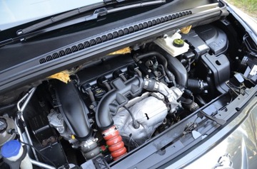 Peugeot 5008 I Minivan Facelifting 1.6 THP 156KM 2014 SUPER STAN ZAREJESTROWANA 1.6T LIFT SERWIS LEDY NAVI PANORAMA ALU GWARANCJA, zdjęcie 17