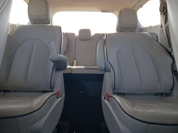 Chrysler Pacifica II 2018 Chrysler Pacifica Hybrid Limited 2018 3.6l 3.6 Hybryda 260KM, zdjęcie 10