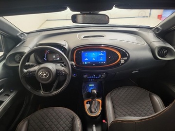 Toyota Aygo X 1.1 VVT-i 72KM 2022 Toyota Aygo X 1.0 VVT-i Limited CVT 1.0 VVT-i Limi, zdjęcie 2