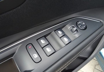 Peugeot 5008 II Crossover 1.2 PureTech 130KM 2017 Peugeot 5008 Bezwypadkowy Serwisowany 1-Wlasciciel Navi Kamera Blis 7-Osob, zdjęcie 34