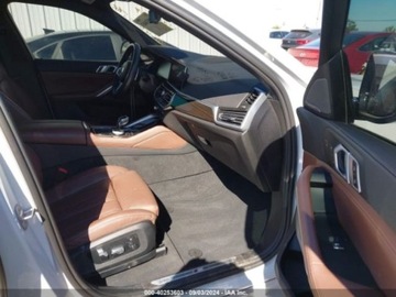 BMW X6 G06 2023 BMW X6 XDrive40I 2023 3.0l 3.0 Benzyna 335KM, zdjęcie 9