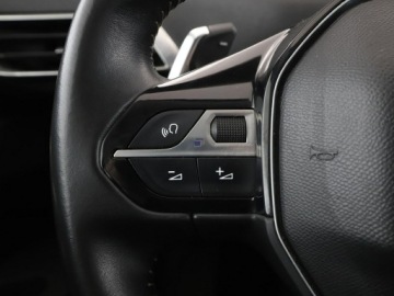 Peugeot 3008 II Crossover Facelifting  1.5 BlueHDi 130KM 2021 Peugeot 3008 automat navi kamera tempomat, zdjęcie 32