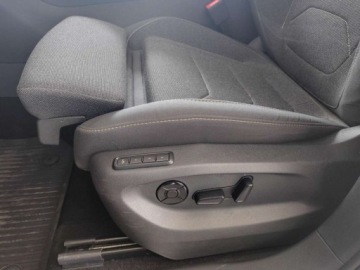 Skoda Kodiaq II SUV 2.0 TDI SCR 150KM 2025 Skoda Kodiaq Vat23, Kamera, ACC, HAK, Podgrzewane fotele, App Connect 2.0, zdjęcie 16