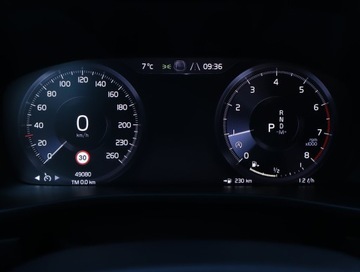 Volvo XC40 Crossover Facelifting 1.5 T2 129KM 2023 Volvo XC40 T2, Salon Polska, Serwis ASO, Automat, zdjęcie 10