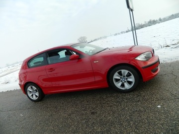 BMW Seria 1 E81/E87 Hatchback 5d E87 1.6 116i 122KM 2008 BMW 1 1.6 BENZ ZAMIANA, zdjęcie 2