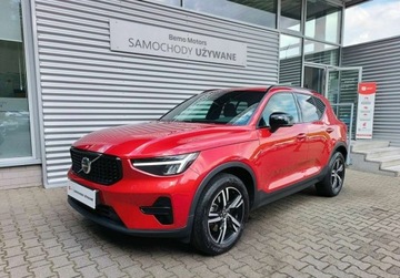 Volvo XC40 2023 Volvo XC 40 2.0 B3 MILD HYBRID Automat PlusDark SalonPL SerwisASO FV23 Gwa, zdjęcie 2