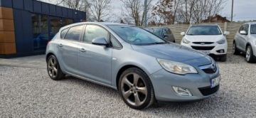 Opel Astra J Hatchback 5d 1.7 CDTI ECOTEC 110KM 2010 Opel Astra Jeden Właściciel Zarejestrowany 1.7, zdjęcie 14