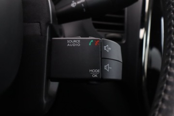 Renault Captur I Crossover 0.9 Energy TCe 90KM 2014 Renault Captur 0.9 TCe, Navi, Klima, Klimatronic, zdjęcie 19