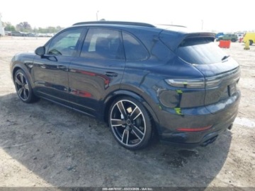Porsche Cayenne III 2019 Porsche Cayenne Turbo 2019 4.0 Benzyna 541KM, zdjęcie 2