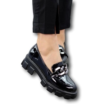 ЧЕРНЫЕ ОКРАШЕННЫЕ МОКАСИНЫ, ТОЛСТАЯ ПОДОШВА, ЦЕПИ