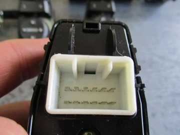 Переключатель зеркала Hyundai Tucson 93573D3000