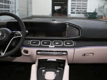 Mercedes GLE V167 SUV Facelifting 3.0 450d 367KM 2026 MERCEDES-BENZ GLE 450 d 4-Matic AMG Line 3.0 (367KM) 2026, zdjęcie 8