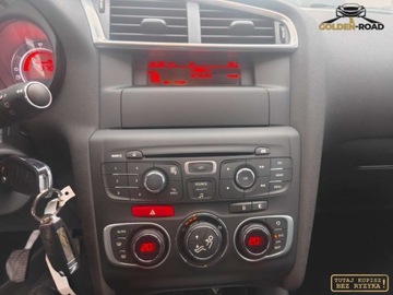 Citroen C4 II Hatchback 5d 1.6 16v VTi 120KM 2011 Citroen C4 1,6 16V 120KM klimatronik alu grz.fotele. oplacony 1.6 Benzyna, zdjęcie 13