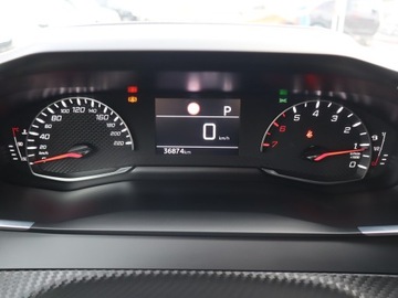 Peugeot 2008 II SUV 1.2 PureTech 130KM 2021 Peugeot 2008 1.2 PureTech, Salon Polska, zdjęcie 10