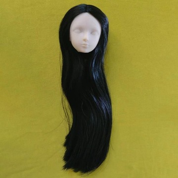 1/6 Практика макияжа головы куклы с черными прямыми волосами