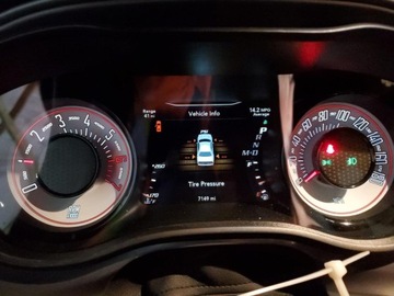 Dodge Challenger III 2023 Dodge Challenger RT Scat Pack 2023 6.4l 6.4 Benzyna 485KM, zdjęcie 9