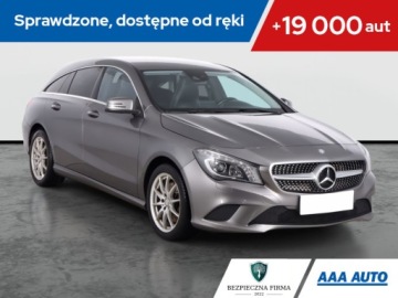Mercedes CLA C117 Shooting Brake 2.0 250 211KM 2015 Mercedes CLA 250 4MATIC, Salon Polska, Serwis ASO