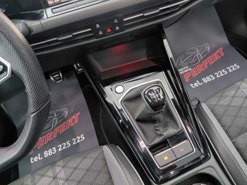 Volkswagen Golf VIII Variant 1.5 TSI 150KM 2023 Volkswagen Golf R Line Panorama Kamera Harman Kardon 1.5 Benzyna 150KM, zdjęcie 21