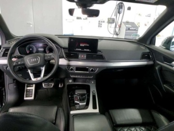 Audi Q5 II SUV Facelifting 2.0 40 TDI 204KM 2022 Audi Q5 Sportowe fotele, Kamery 360 , Pakiet Czern plus ,Reflektory Matrix, zdjęcie 4