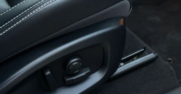 Jaguar F-Pace 2017 Jaguar F-Pace R Sport, Lampy LED, 2.0 D AWD 4x4, Bezwypadkowy Nowy Rozrzad, zdjęcie 11