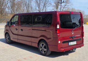 Renault Trafic III Combi 2.0 dCi  170KM 2023 Renault Trafic Spaceclass Escapade170 KMAUTOMATLozkoStolikPerfekt stanGwar, zdjęcie 4