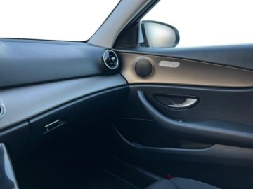 Mercedes Klasa E W213 Limuzyna 2.0 220d 194KM 2016 Mercedes-Benz Klasa E W213 Salon PL Automat Kamera Czujniki Pakiet Bu, zdjęcie 11