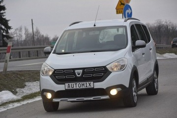 Dacia Lodgy Minivan Facelifting 1.2 TCe 115KM 2017 Dacia Lodgy 1.2 TCe nawi doinwestowany gwarancja