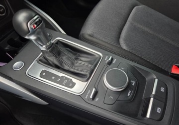 Audi Q2 SUV 1.5 35 TFSI 150KM 2019 Audi Q2 1.5tfsi 150KM S tron FULL LED El.Klapa Parktron Grz.Fotele Oplaty, zdjęcie 27