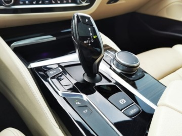 BMW Seria 5 G30-G31 2017 BMW 5 G30 530i xdrive * Mpakiet * Dokumentacja *Bogate wyposażenie, zdjęcie 25