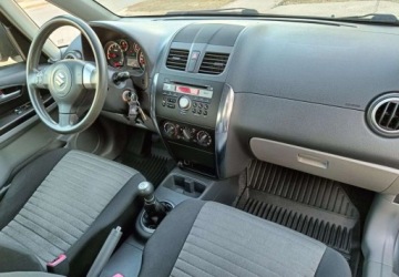 Suzuki SX4 I Hatchback Facelifting 1.6 VVT 120KM 2013 Suzuki SX4 1.6 Premium 4X4 1.6 Benzyna 120KM, zdjęcie 24