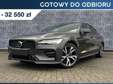 Volvo S60 III 2023 Volvo S60 B4 B Plus Dark Sedan 2.0 (211KM) 2023