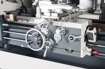 Tokarka uniwersalna 1 000 mm z odczytem cyfrowym PROMA SPF-1000P+0 +GRATISY