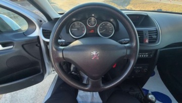 Peugeot 207 Hatchback 5d 1.4 75KM 2010 Peugeot 207 Raty 1.4 8V benz 75KM Starsza jednostka bez awaryjna KLIMA GW, zdjęcie 30