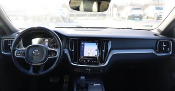 Volvo V60 II  2020 Volvo V60 B4 Diesel AWD R-DESIGN 19714KM Salon PL I Wlasciciel Gwarancja F, zdjęcie 9