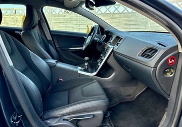 Volvo V60 I Kombi 1.6 DRIVe 115KM 2011 Volvo V60 Volvo V60 DRIVe 1.6 Diesel 115KM, zdjęcie 4