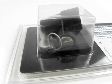 ZAMEK BAGAŻNIKA THULE LOCK 957 RENAULT 7711422443