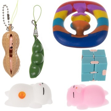 НАБОР АДВЕНТ-КАЛЕНДАРЬ ДЛЯ ДЕТЕЙ ИГРУШЕК