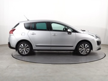 Peugeot 3008 I Crossover Facelifting 1.2 PureTech 130KM 2015 Peugeot 3008 1.2 PureTech, Klima, Klimatronic, zdjęcie 5