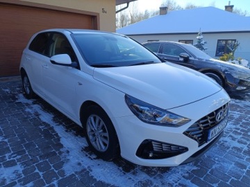 Hyundai i30 III Hatchback Facelifting 1.0 T-GDI 120KM 2023 HYUNDAI I30 1.0 T-GDI 120KM przebieg 39 tyś km LAKIER PERŁA METALIK r. 2023, zdjęcie 19