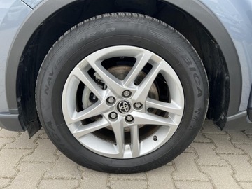 Toyota C-HR I Crossover Facelifting 1.8 Hybrid 122KM 2023 Toyota C-HR 1.8 Hybrid GPF Comfort, zdjęcie 18