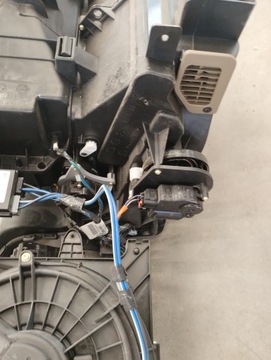 DODGE GRAND CARAVAN RADIÁTOR KLIMATIZACE VENTILACE DMYCHADLO