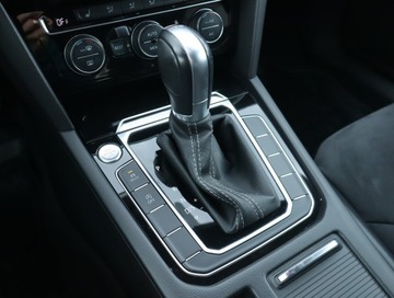 Volkswagen Arteon Fastback 2.0 TSI 190KM 2018 VW Arteon 2.0 TSI, Salon Polska, 1. Właściciel, zdjęcie 11