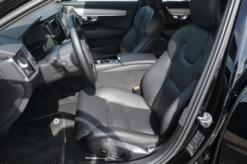 Volvo V90 II Plug-In Facelifting 2.0 T6 Plug-In Hybrid 350KM 2023 Volvo V90 T6 350ps Plus Bright Harman ACC pamięć Hak Komforty Winter Pro 19, zdjęcie 19
