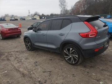 Volvo XC40 2021 Volvo XC 40 Volvo XC40 T5 AWD R-Design, od ubezpieczalni, zdjęcie 3